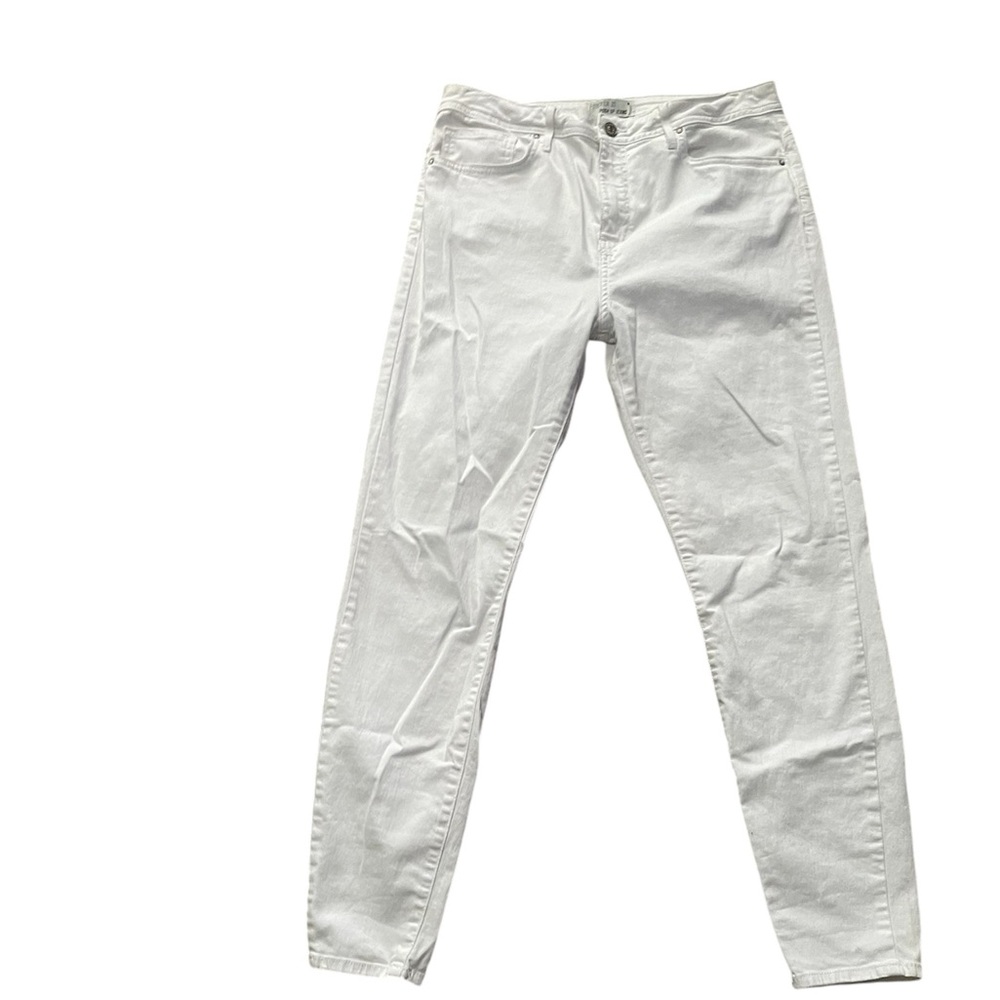 Forever 21 White Push Up Skinny Jeans Size 30